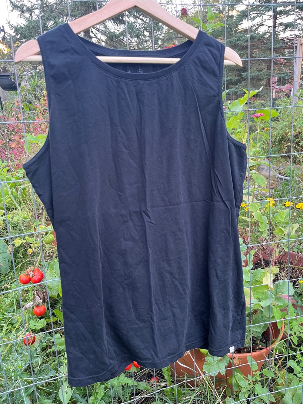 Pact organic cotton tank black womens size 2XL